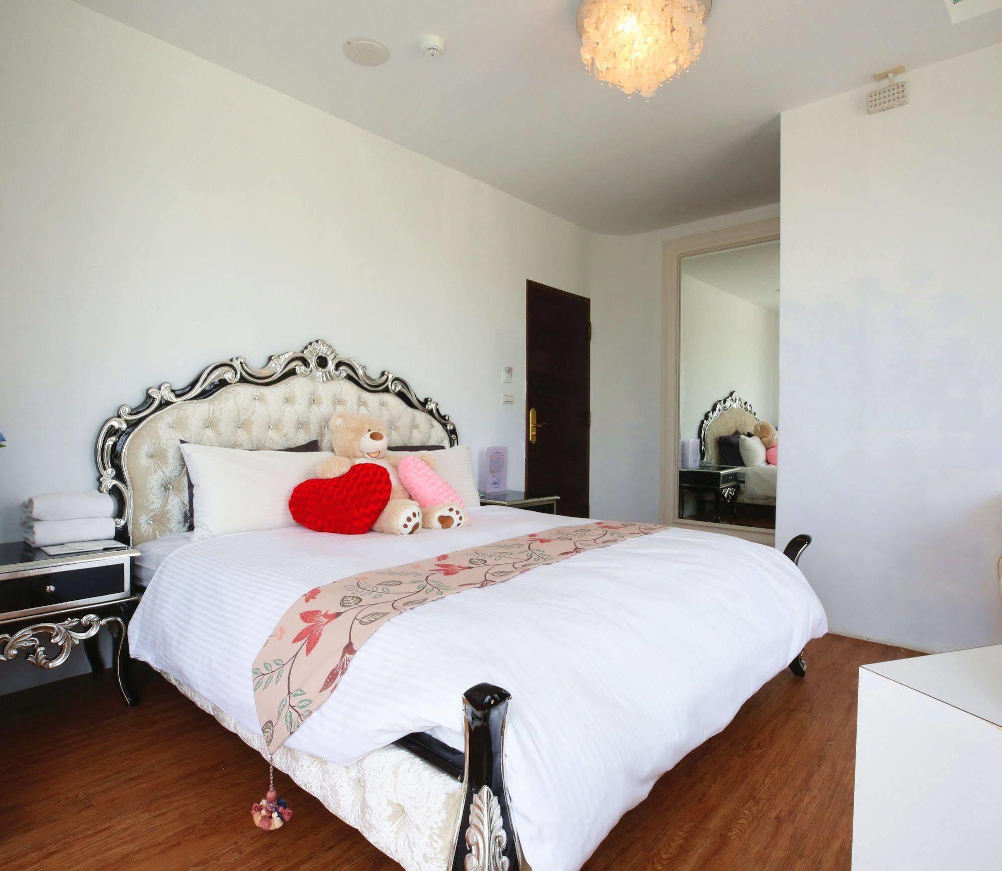 Dufa Luxury Manor Bed & Breakfast Hengchun Exterior photo